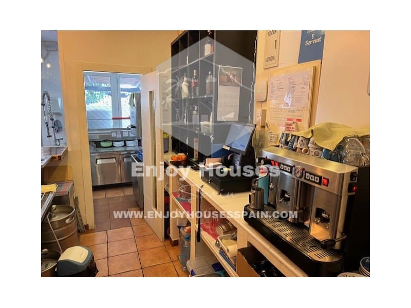 Restaurant/Bar for rent in Javea / Xabia - € 2,000 (Ref: 9608031)