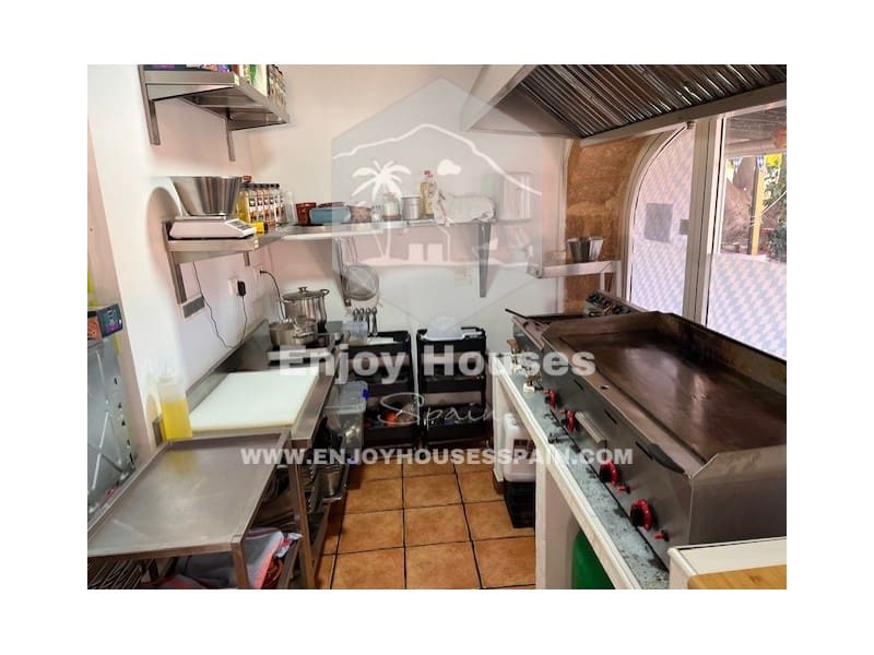 Restaurant/Bar for rent in Javea / Xabia - € 2,000 (Ref: 9608031)