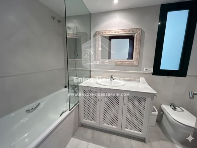 3 makuuhuone Huoneisto myytävänä paikassa Altea mukana 
autotalli - 690 000 € (Ref: 9611314)