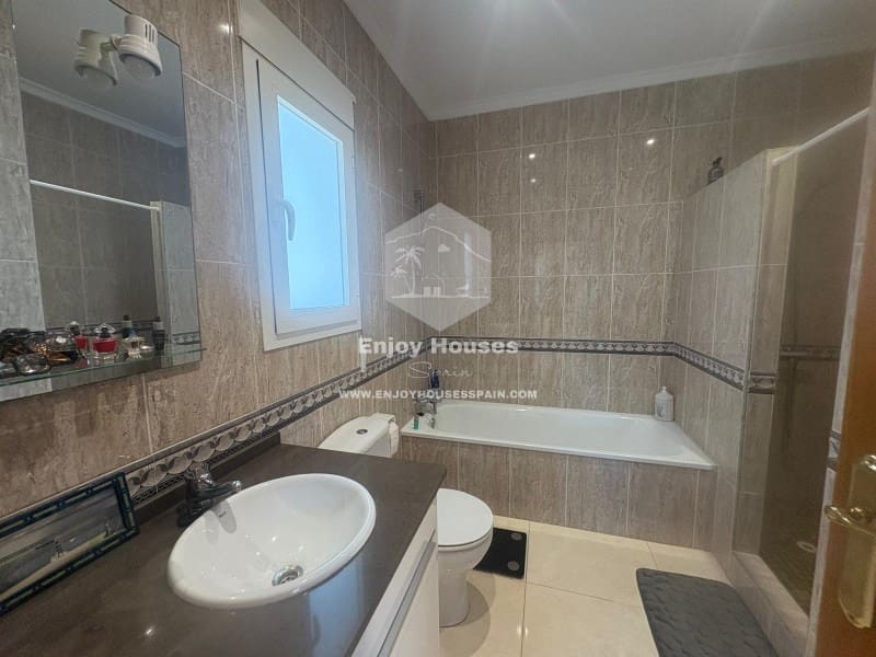 3 soveværelse Villa til salg i Javea / Xabia med swimmingpool - € 649.000 (Ref: 9616132)