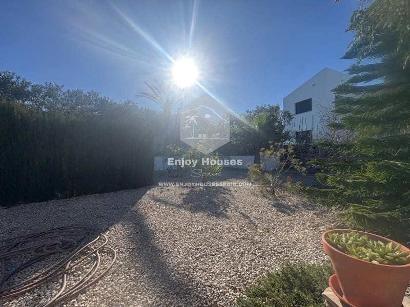 3 soveværelse Villa til salg i Javea / Xabia med swimmingpool - € 649.000 (Ref: 9616132)