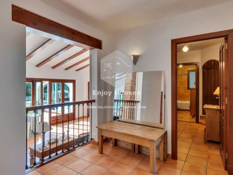 3 quarto Moradia para venda em Javea / Xabia com piscina - 895 000 € (Ref: 9619196)