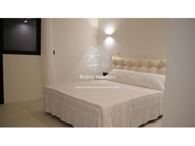 4 makuuhuone Huvila myytävänä paikassa Javea / Xabia mukana uima-altaan - 1 490 000 € (Ref: 9629936)