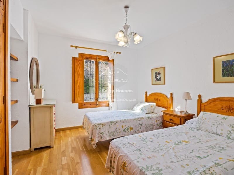 Chalet de 9 habitaciones en Javea / Xàbia en venta con garaje - 1.500.000 € (Ref: 9634209)