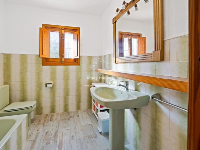 Chalet de 9 habitaciones en Javea / Xàbia en venta con garaje - 1.500.000 € (Ref: 9634209)