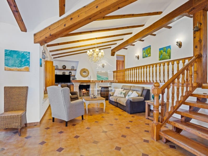 Chalet de 9 habitaciones en Javea / Xàbia en venta con garaje - 1.500.000 € (Ref: 9634209)