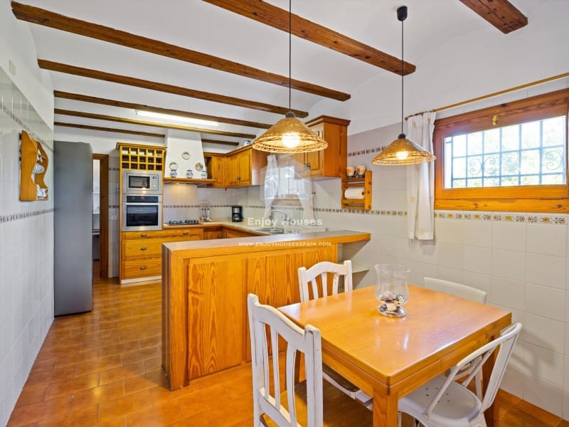 Chalet de 9 habitaciones en Javea / Xàbia en venta con garaje - 1.500.000 € (Ref: 9634209)