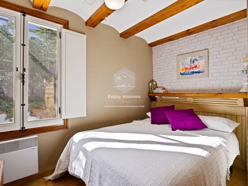 Chalet de 9 habitaciones en Javea / Xàbia en venta con garaje - 1.500.000 € (Ref: 9634209)