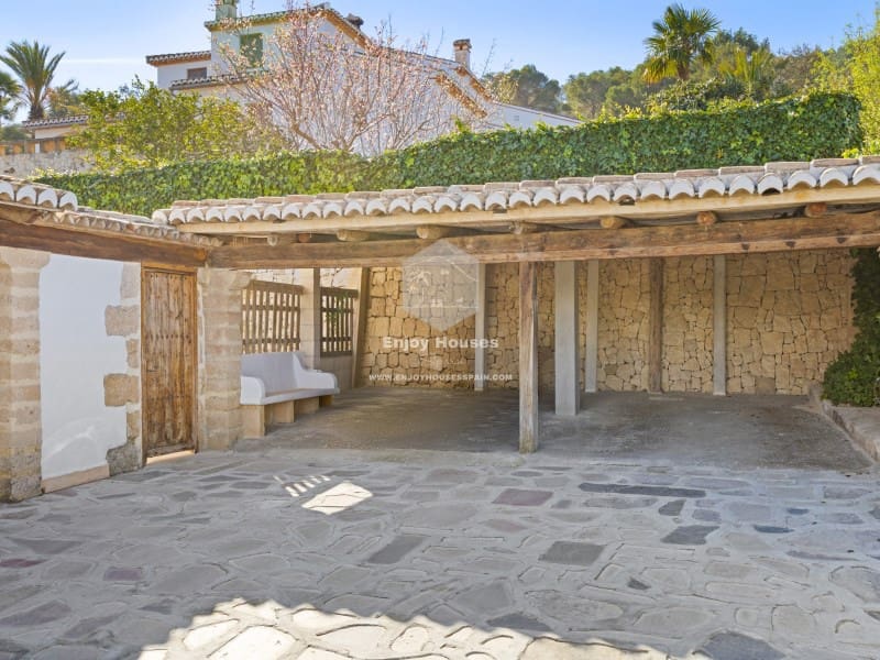 Chalet de 9 habitaciones en Javea / Xàbia en venta con garaje - 1.500.000 € (Ref: 9634209)