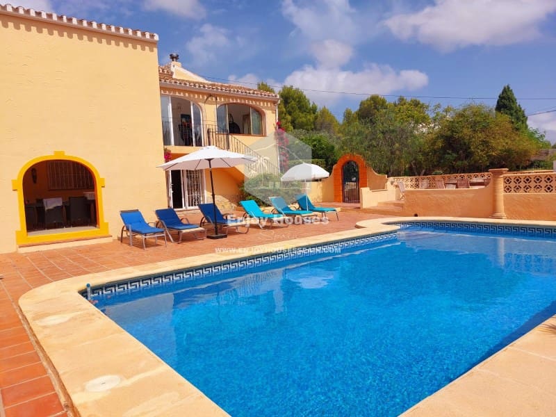 4 bedroom Villa for sale in Javea / Xabia with pool garage - € 750,000 (Ref: 9637308)