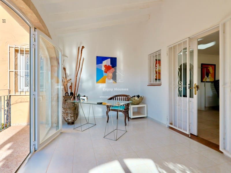 4 bedroom Villa for sale in Javea / Xabia with pool garage - € 750,000 (Ref: 9637308)