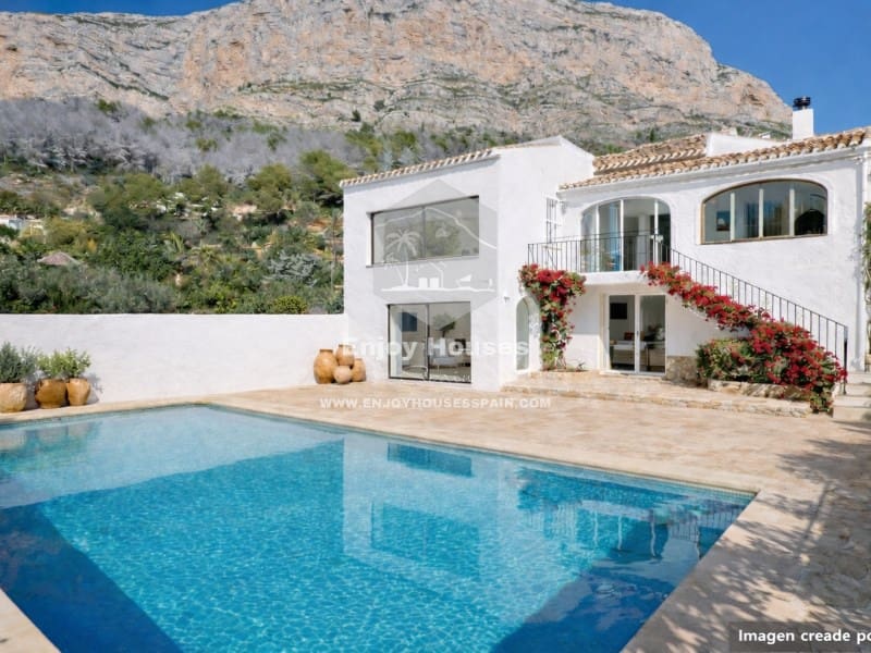 4 bedroom Villa for sale in Javea / Xabia with pool garage - € 750,000 (Ref: 9637308)