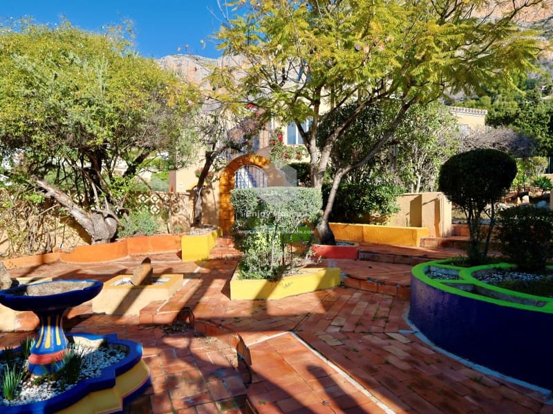 4 bedroom Villa for sale in Javea / Xabia with pool garage - € 750,000 (Ref: 9637308)