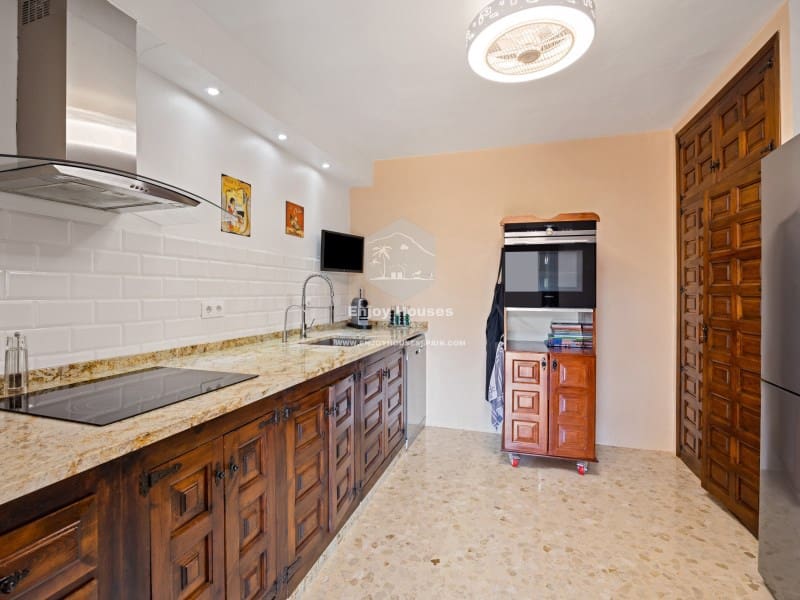 Chalet de 4 habitaciones en Javea / Xàbia en venta con piscina garaje - 1.195.000 € (Ref: 9639319)