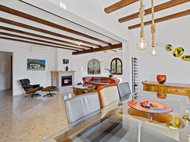 Chalet de 4 habitaciones en Montgó - Ermita, Javea / Xàbia en venta con piscina garaje - 1.195.000 € (Ref: 9639319)