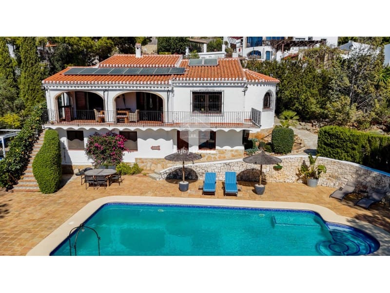 Moradia para venda em Javea / Xabia com piscina garagem - 895 000 € (Ref: 9639320)