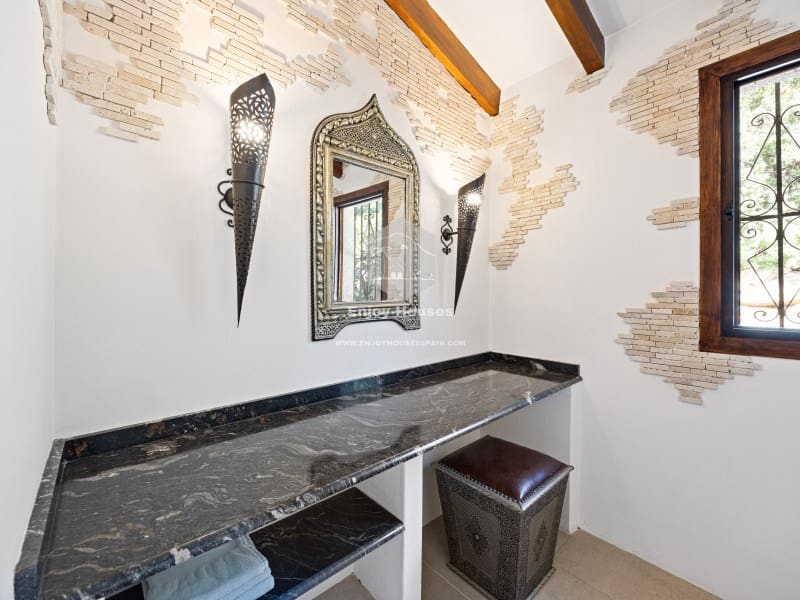 Moradia para venda em Javea / Xabia com piscina garagem - 895 000 € (Ref: 9639320)