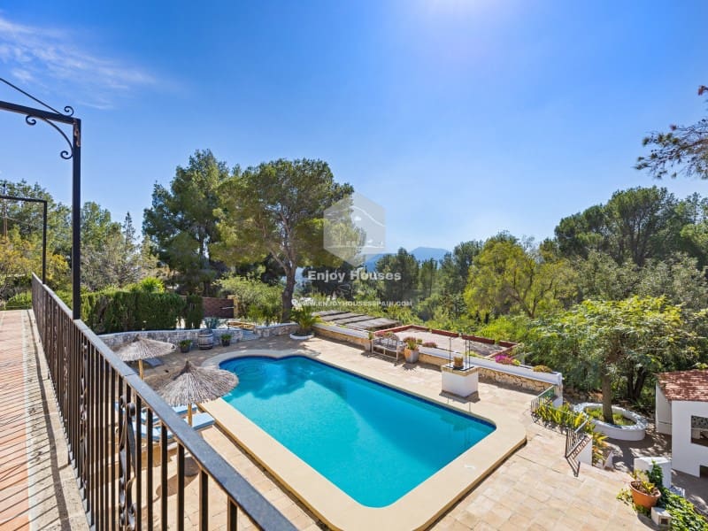 Moradia para venda em Javea / Xabia com piscina garagem - 895 000 € (Ref: 9639320)