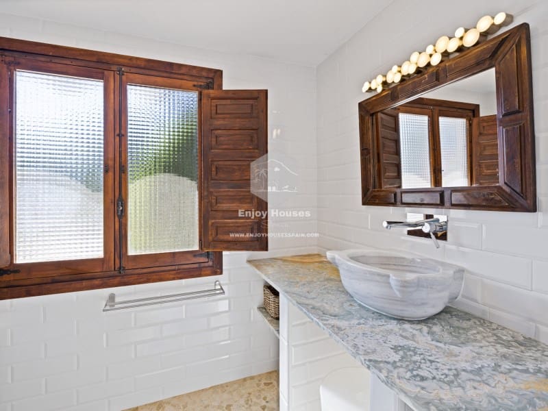 Moradia para venda em Javea / Xabia com piscina garagem - 895 000 € (Ref: 9639320)