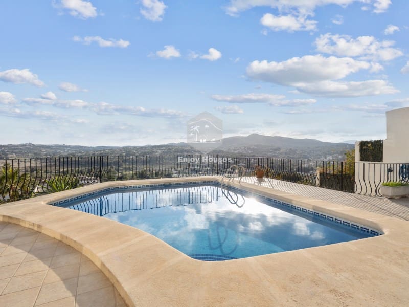 5 slaapkamer Villa te koop in Javea / Xabia - € 750.000 (Ref: 9648079)