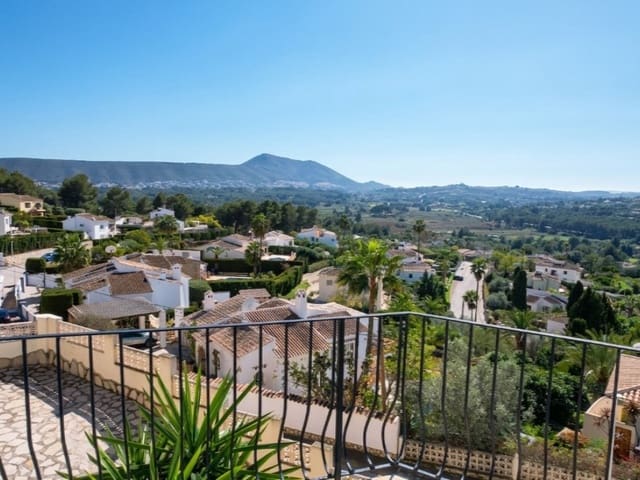 5 soveværelse Villa til salg i Partides comunes - Adsubia, Javea / Xàbia - € 750.000 (Ref: 9648079)