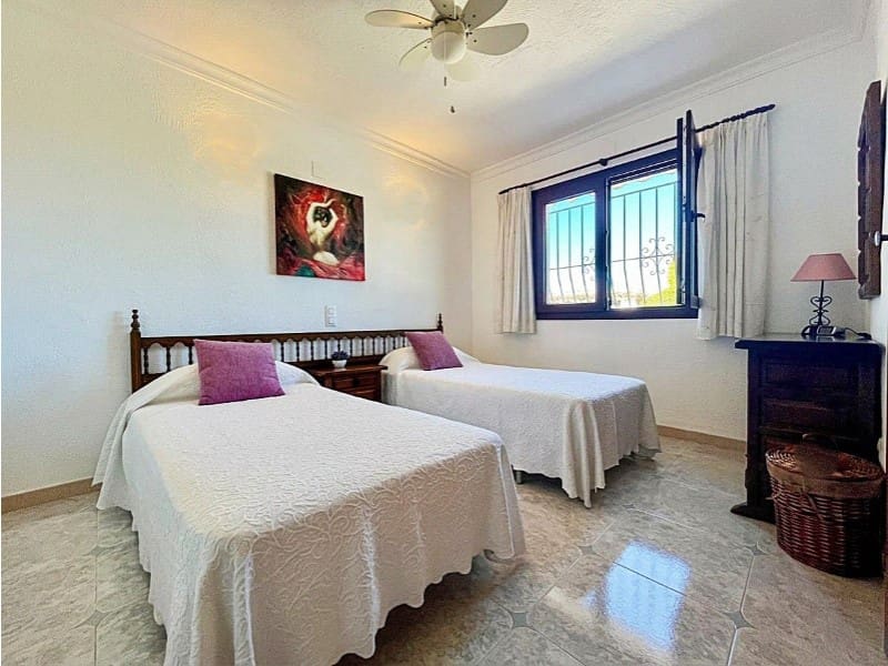 4 bedroom Villa for sale in Javea / Xabia - € 795,000 (Ref: 9686264)