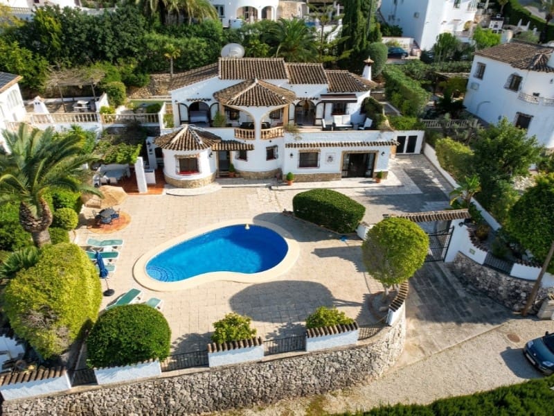 4 bedroom Villa for sale in Javea / Xabia - € 795,000 (Ref: 9686264)