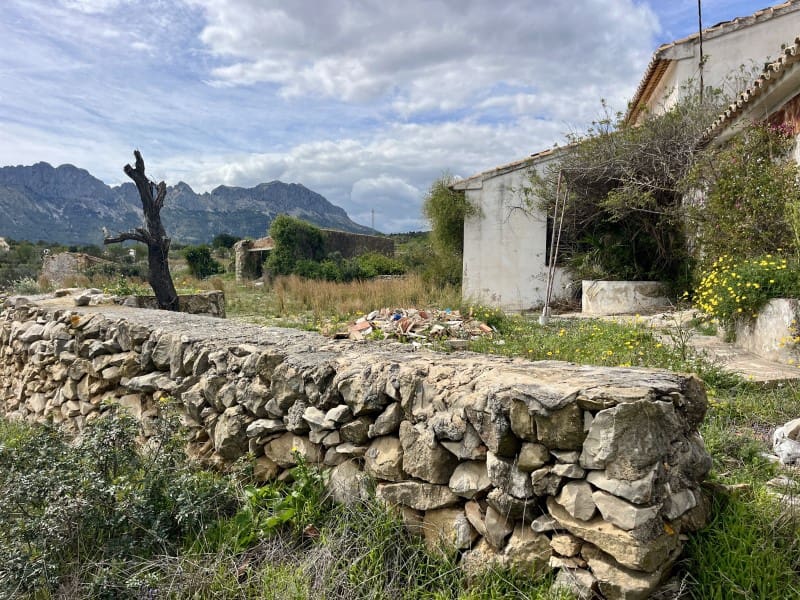 8 bedroom Finca/Country House for sale in Benissa - € 650,000 (Ref: 9690390)