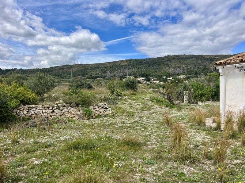8 bedroom Finca/Country House for sale in Benissa - € 650,000 (Ref: 9690390)