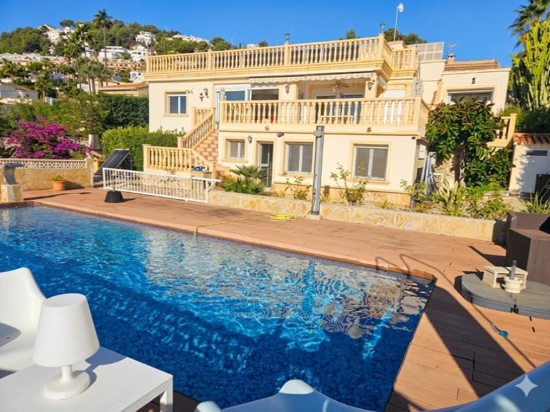 4 chambre Villa/Maison à vendre à Moraira avec piscine garage - 750 000 € (Ref: 9721500)