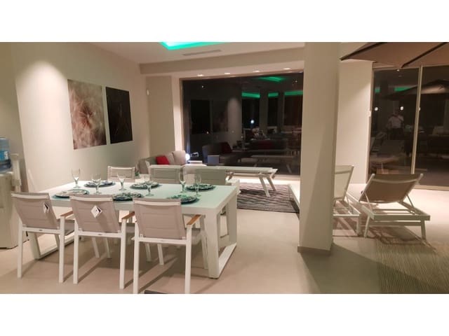 Kaupallinen myytävänä paikassa Arenal, Javea / Xàbia - 1 000 000 € (Ref: 9731905)