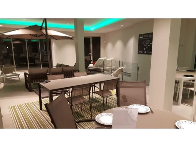 Kaupallinen myytävänä paikassa Arenal, Javea / Xàbia - 1 000 000 € (Ref: 9731905)