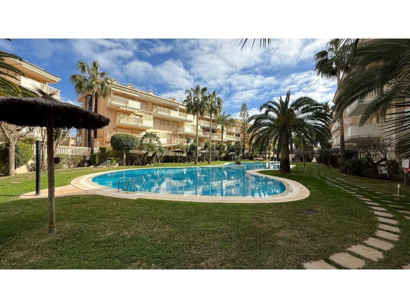 4 bedroom Apartment for sale in Javea / Xabia with garage - € 625,000 (Ref: 9731906)