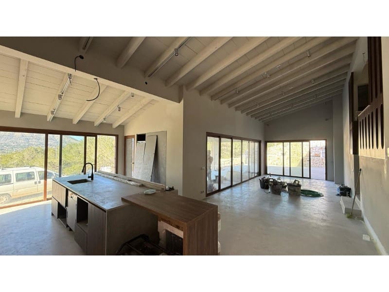 5 bedroom Finca/Country House for sale in Javea / Xabia - € 1,550,000 (Ref: 9731909)