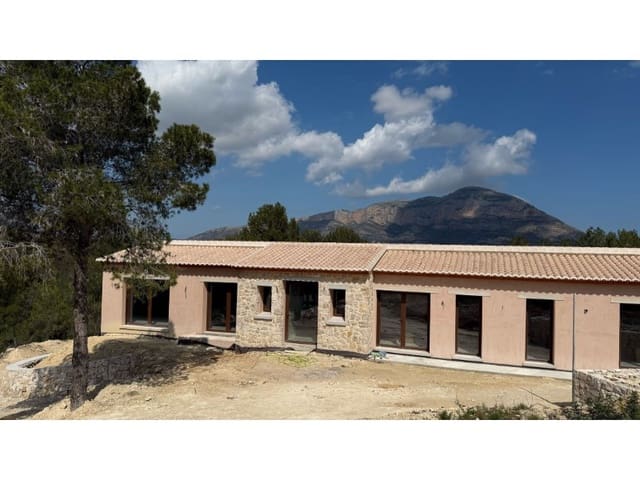 5 bedroom Finca/Country House for sale in Partides comunes - Adsubia, Javea / Xàbia - € 1,550,000 (Ref: 9731909)