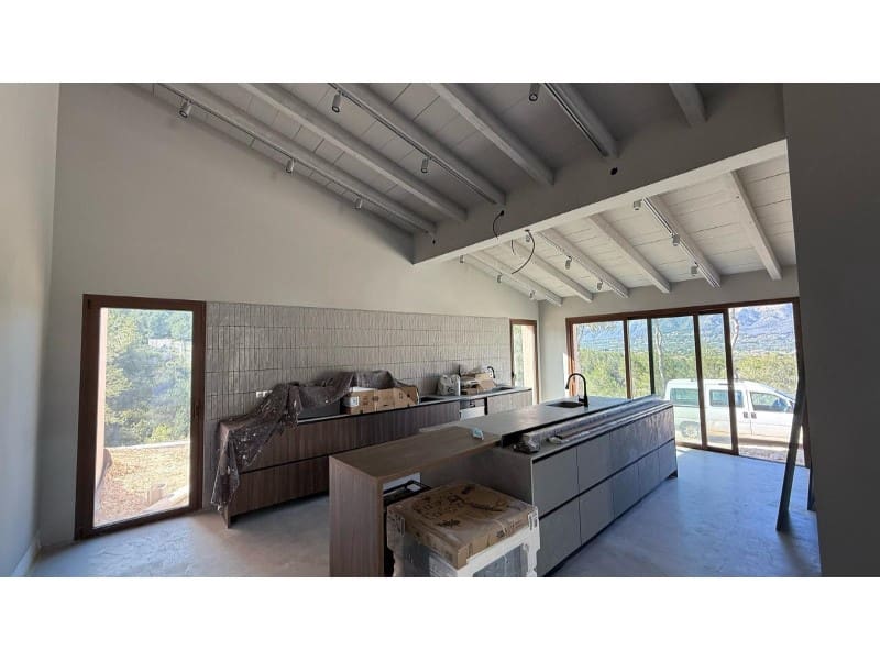 5 bedroom Finca/Country House for sale in Javea / Xabia - € 1,550,000 (Ref: 9731909)