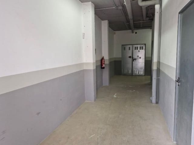 Kaupallinen myytävänä paikassa Centro ciudad, Javea / Xàbia - 295 000 € (Ref: 9731910)