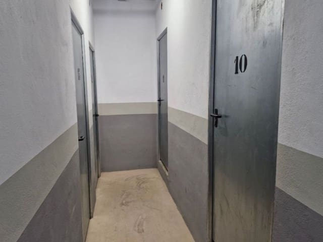 Kaupallinen myytävänä paikassa Centro ciudad, Javea / Xàbia - 295 000 € (Ref: 9731910)