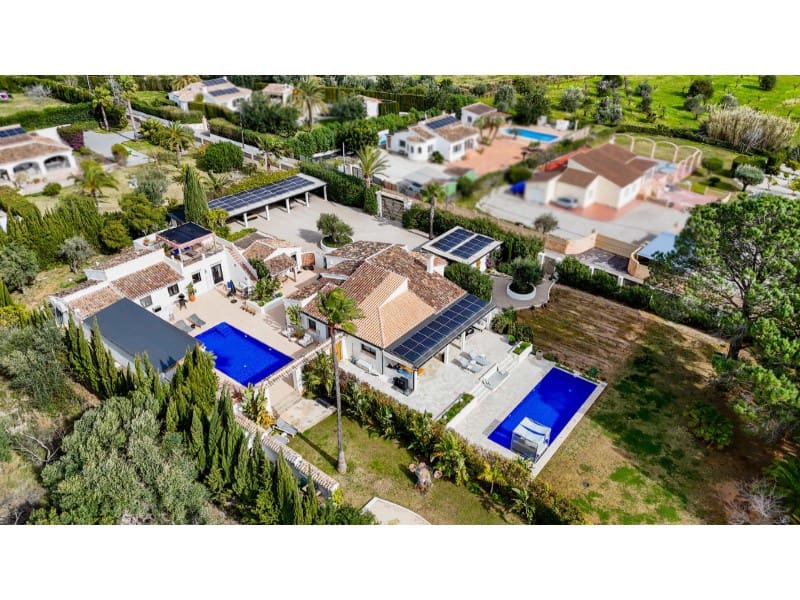 5 sypialnia Willa na sprzedaż w Javea / Xabia - 2 190 000 € (Ref: 9738393)