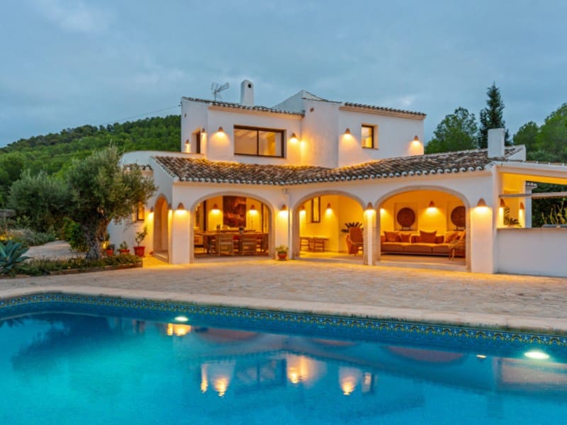 3 slaapkamer Villa te koop in Javea / Xabia met zwembad garage - € 2.450.000 (Ref: 9758762)