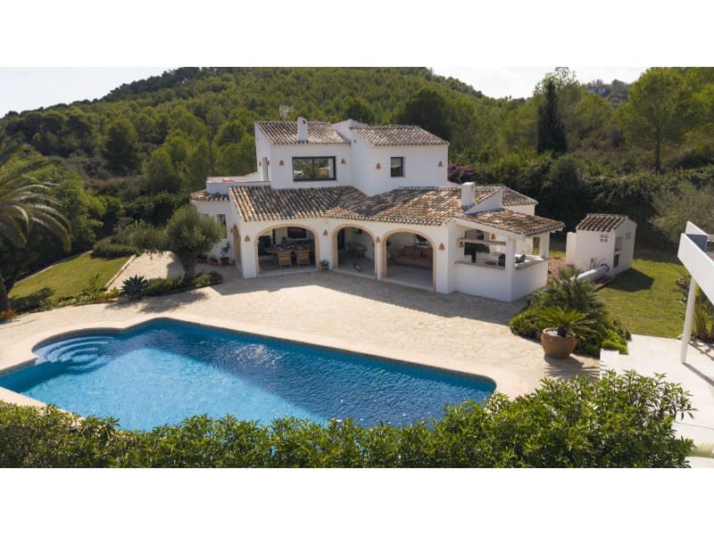 3 slaapkamer Villa te koop in Javea / Xabia met zwembad garage - € 2.450.000 (Ref: 9758762)