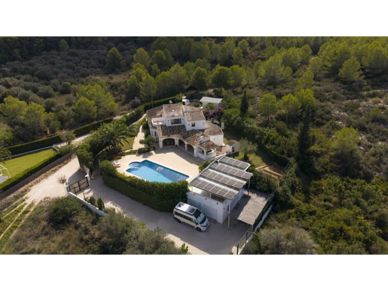 3 slaapkamer Villa te koop in Javea / Xabia met zwembad garage - € 2.450.000 (Ref: 9758762)