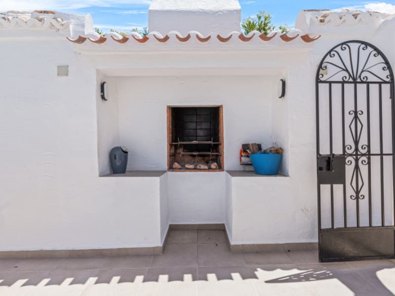 4 quarto Moradia para venda em Javea / Xabia com piscina - 690 000 € (Ref: 9758764)