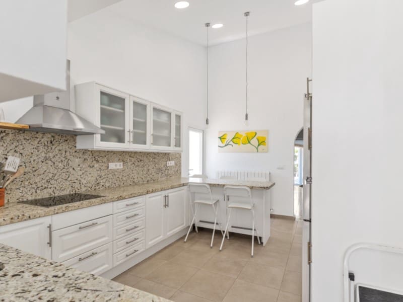 4 quarto Moradia para venda em Javea / Xabia com piscina - 690 000 € (Ref: 9758764)