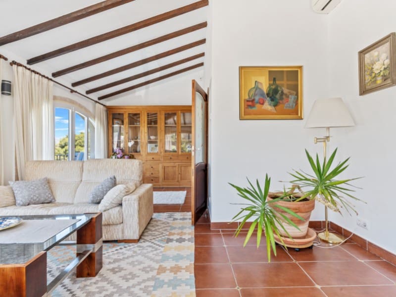 4 sypialnia Willa na sprzedaż w Javea / Xabia z basenem - 1 090 000 € (Ref: 9758765)