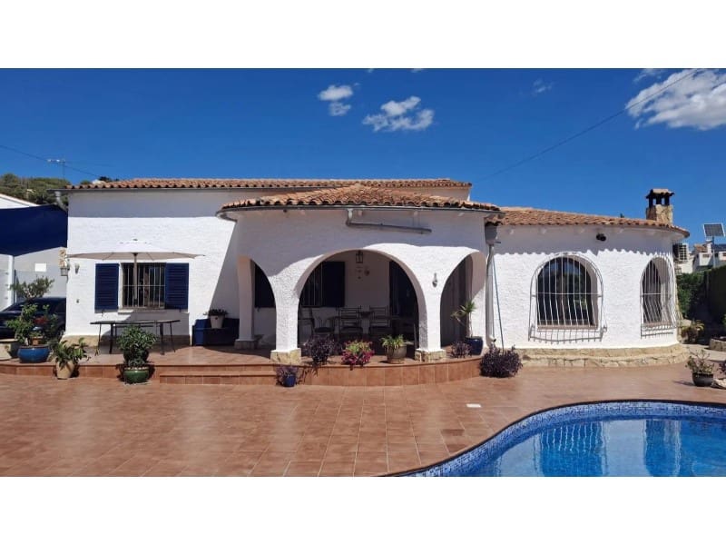 4 sypialnia Willa na sprzedaż w Benissa z basenem garażem - 650 000 € (Ref: 9770410)