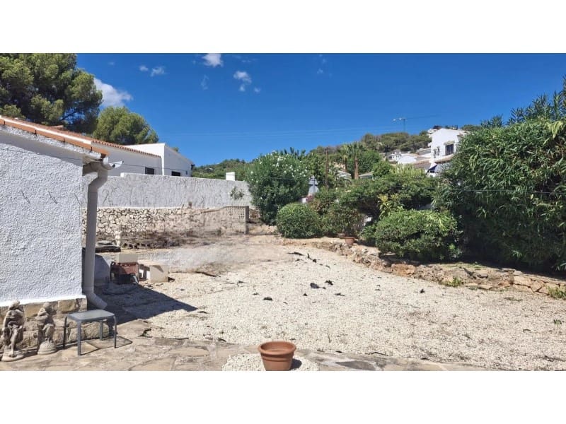 4 sypialnia Willa na sprzedaż w Benissa z basenem garażem - 650 000 € (Ref: 9770410)