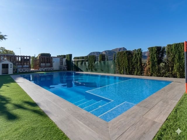 6 soverom Finca/Herregård til salgs i Benissa med svømmebasseng - € 435 000 (Ref: 9772849)