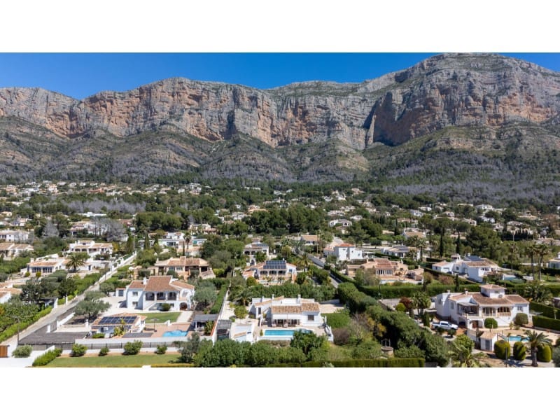 4 slaapkamer Villa te koop in Javea / Xabia met zwembad - € 1.150.000 (Ref: 9784115)