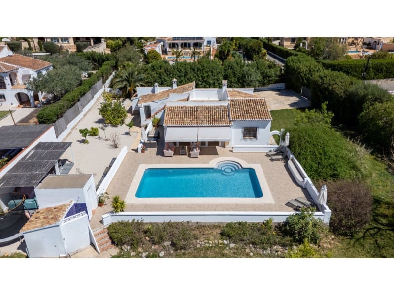 4 slaapkamer Villa te koop in Javea / Xabia met zwembad - € 1.150.000 (Ref: 9784115)